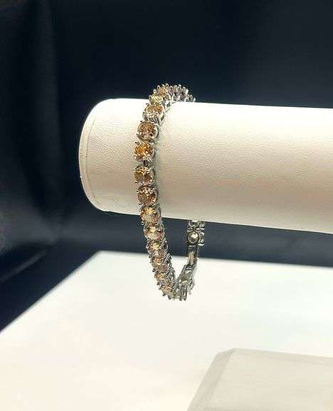 Gorgeous 18 Kt White Gold 16.5 Ctw Lab Simulated Morganite Tennis Bracelet