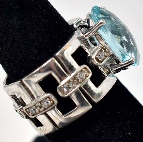 Blue Topaz and Cz gemstone Ring in Sterling Silver