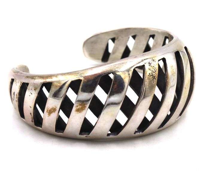 Vintage 925 sterling silver signed cuff bangle