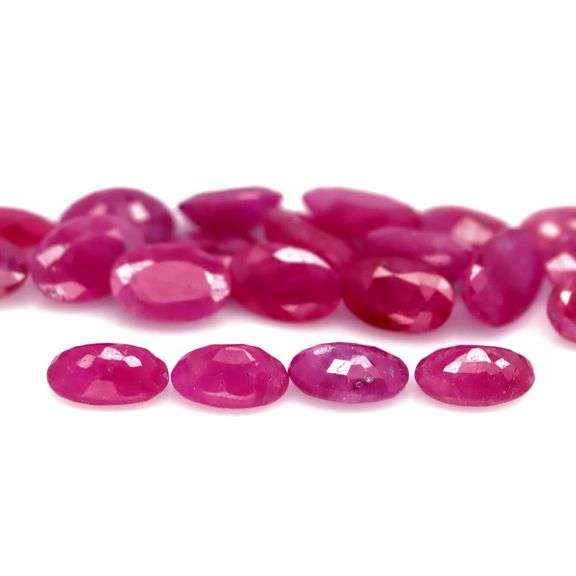 Heavy 12.13ct 22 piece Ruby set -Heated only!!