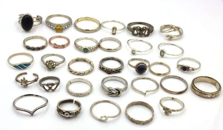Group lot of Vintage 925 sterling silver rings