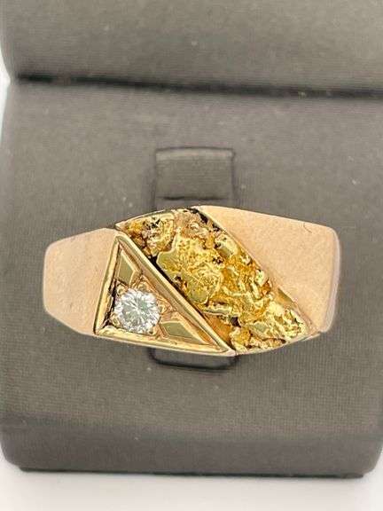 MEN'S 14K YELLOW GOLD DIAMOND RING