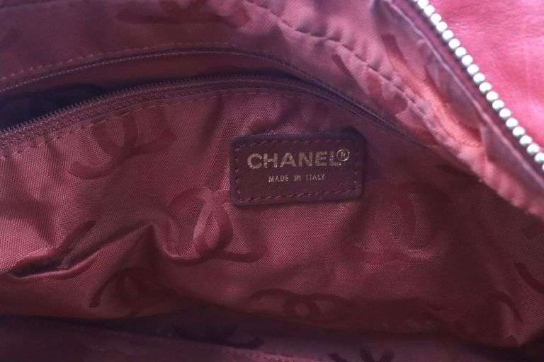 Vintage Chanel Surpqiue Stitch Red Quilted Shoulder Bag