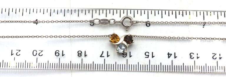 Group of 8 vintage 925 sterling silver necklaces