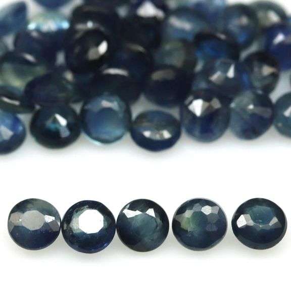 Glistening 7.61ct deep blue Sapphire set