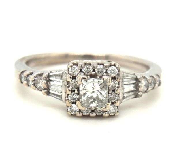14kt White gold princess cut diamond halo ring