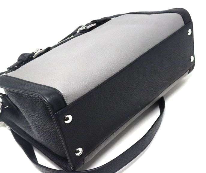 Micheal Kors Hamilton frame out with steel gray black shoulder bag
