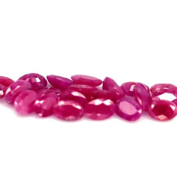 Heavy 12.13ct 22 piece Ruby set -Heated only!!