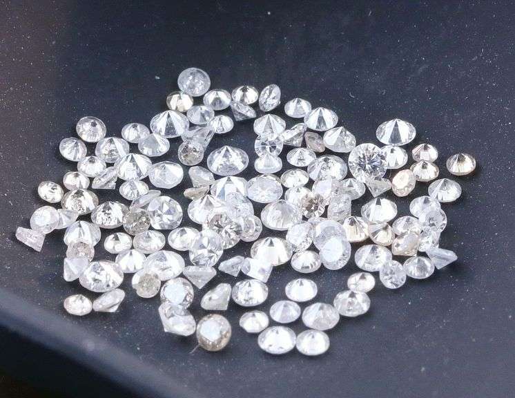 High fire 1.52ct set of round brilliant Diamonds!