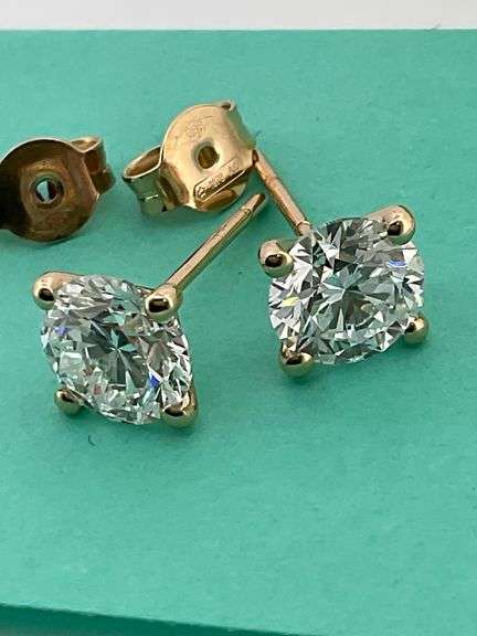 BRAND NEW 2.60 CARATS LAB GROWN DIAMOND STUDS. 14K YELLOW GOLD