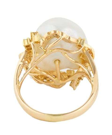 16.50MM Biwa Pearl and 0.30ctw Diamond Frame Freeform Ring in 18K