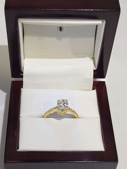 1.66ctw F, VVS1 lab grown diamond with 14k gold ring