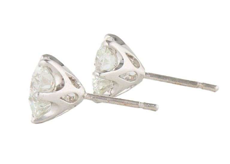 18kt White gold 4.24ctw Round Diamond Triple Excellent Solitaire Stud Earrings