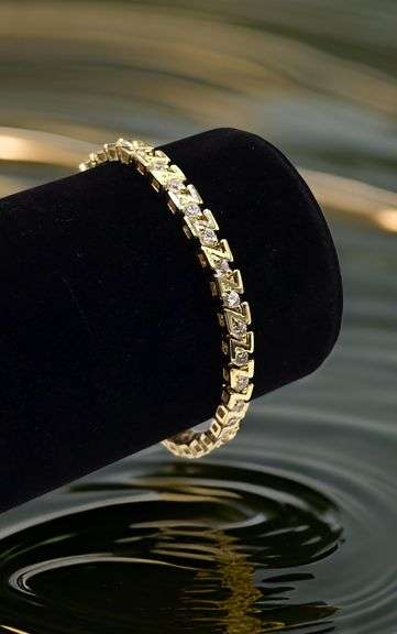 Dazzling 14 Kt 16.2 Grams Yellow Gold Plated Tennis Bracelet