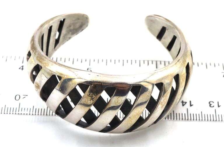 Vintage 925 sterling silver signed cuff bangle