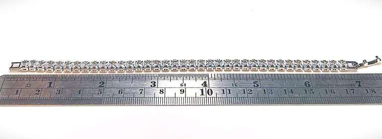 14 Kt White Gold Plated 7.25 Ctw Princess Cut Lab Simulated Diamond Bracelet