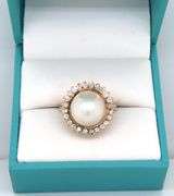 14kt Yellow gold Mabe pearl and diamond halo ring