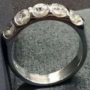DAZZLING NATURAL DIAMOND PLATINUM WEDDING BAND