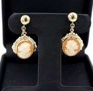 10kt Yellow gold cameo dangle earrings