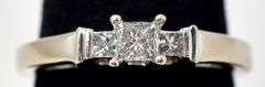 Sparkling 14K White Gold Diamond Ring
