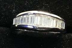 18K WHITE GOLD NATURAL BAGUETTE CUT DIAMOND WEDDING BAND