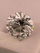 I.G.I CERTIFIED 3.09 ROUND BRILLIANT CUT LAB GROWN DIAMOND