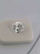 I.G.I CERTIFIED 2.85 CARAT OVAL SHAPEDDIAMOND