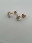 BRAND NEW 4.00 CARATS LAB GROWN DIAMOND STUDS. 14K YELLOW GOLD
