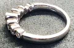 PLATINUM NATURAL DIAMOND WEDDING BAND
