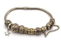 925 Sterling silver Pandora silver bracelet with charms