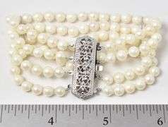 Elegant Pearl Bracelet with 14K White Gold Clasp