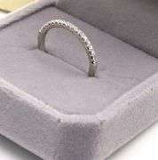 Platinum 0.15ctw shared prong diamond band