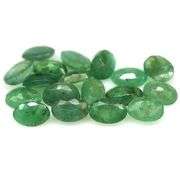 Rich green 7.60ct 6x4mm natural Emerald set