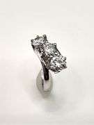 Dazzling 3.65 Ct Vvs1 White G-H Fire Moissanite Ring