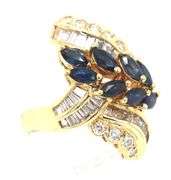 18kt Yellow gold blue sapphire and diamond ring