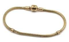 Pandora Moments bracelet in 14kt yellow gold