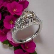 Beautiful 1 Ct VVs1 Peach Fire Moissanite Gemstone Ring