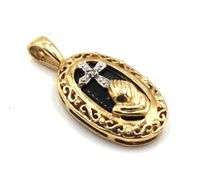 10kt Yellow gold black onyx diamond praying hands pendant