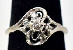 Sparkling 14K White Gold Diamond Ring