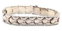 925 Sterling silver signed bow link bracelet