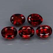 Set of 5 top red eye clean Garnets weighing 7.26 carats