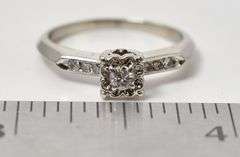 Amazing 14K White Gold Diamond Ring