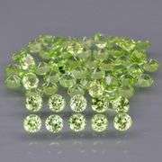 Round brilliant cut! Untreated! Matched! 4.75ct Peridot set!