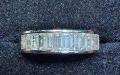 18k white gold natural diamond wedding band