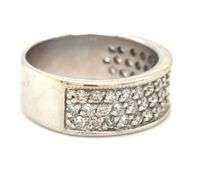 14kt White gold 0.95ctw diamond pave band