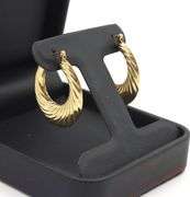14kt Yellow gold sculpted hoop earrings
