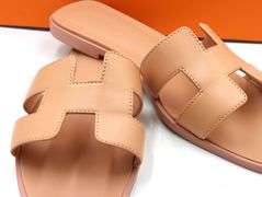Hermes orange Joey Epsom calfskin oran sandals
