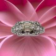 Beautiful 1 Ct VVs1 Peach Fire Moissanite Gemstone Ring
