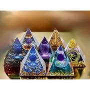 Lot of 7 Crystal Pyramid Set Amethyst Crystals