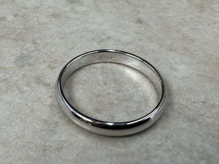 10k White Solid Gold 3mm Domed Plain Men's Women's Wedding Band Size 8